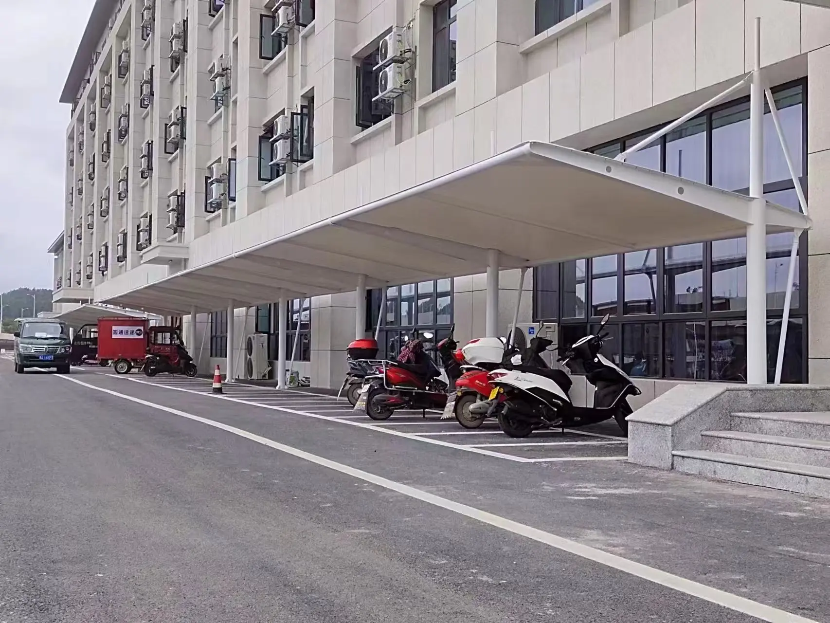 贵州赤水膜结构车棚采购避坑指南，本地源头工厂怎么选？